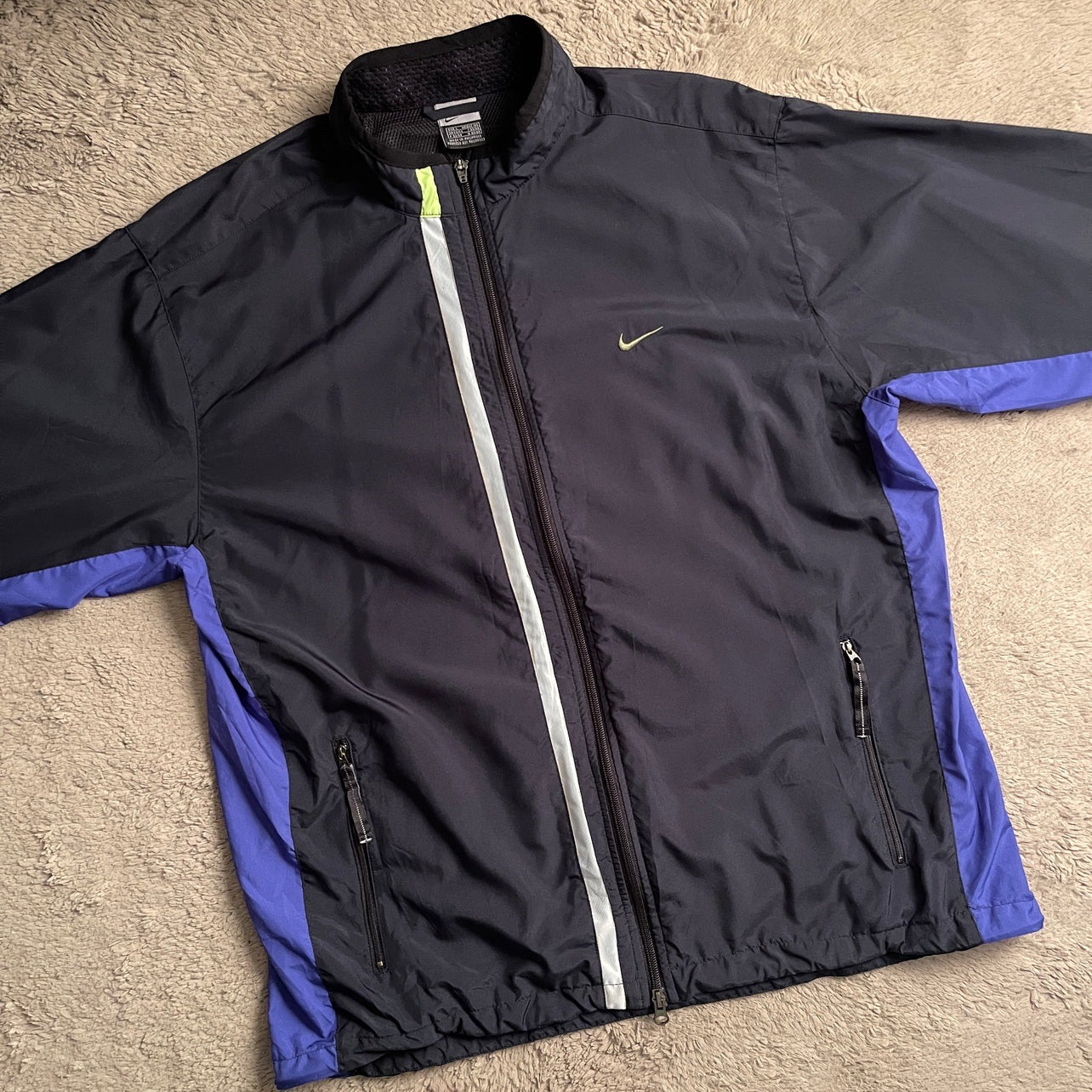 Nike Windbreaker Jacket (L)