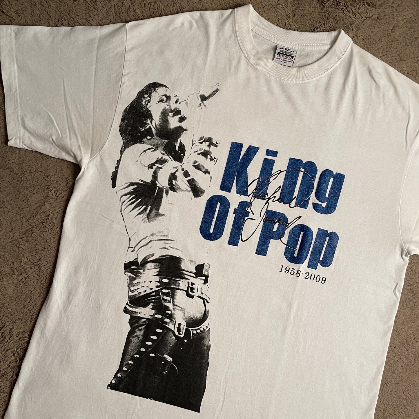 Vintage Michael Jackson's Memorial Tee (2XL)