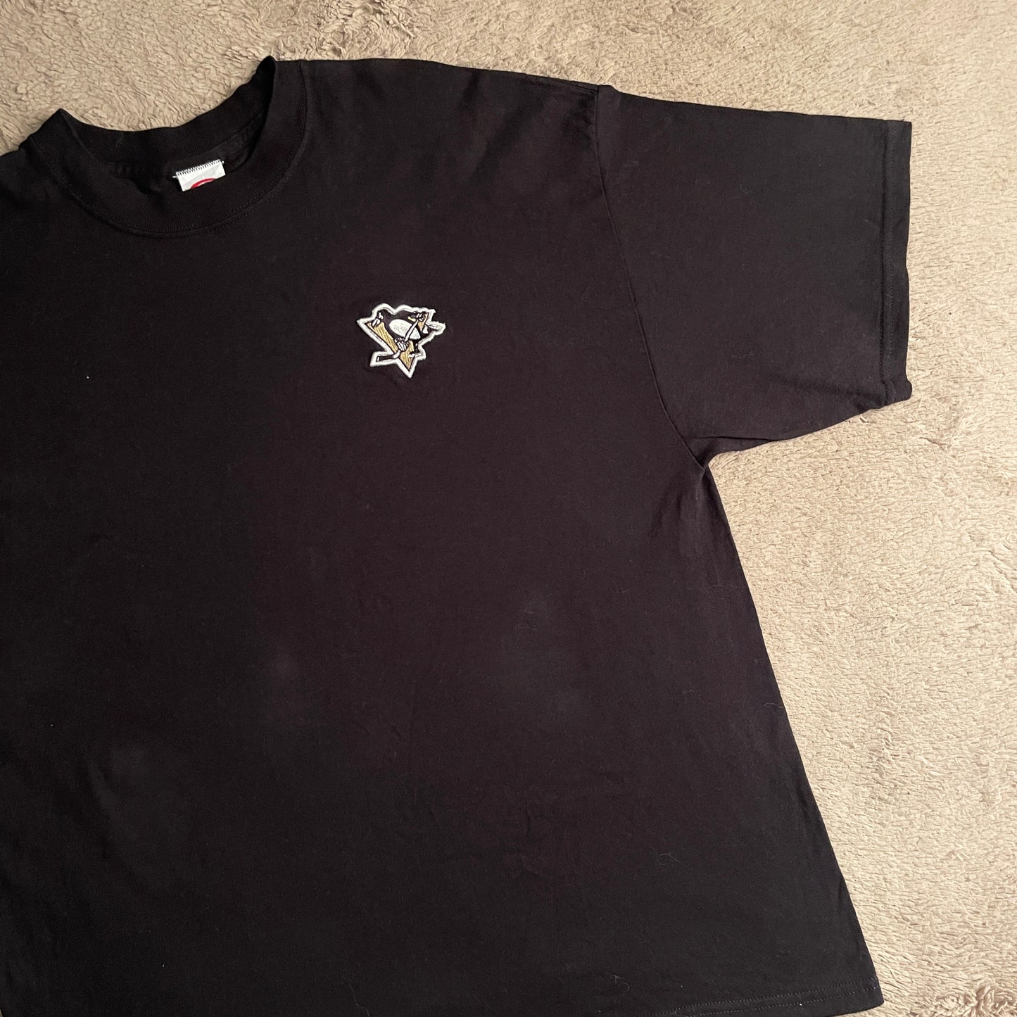 NHL Pittsburgh Penguins Embroidered Logo Tee (2XL)