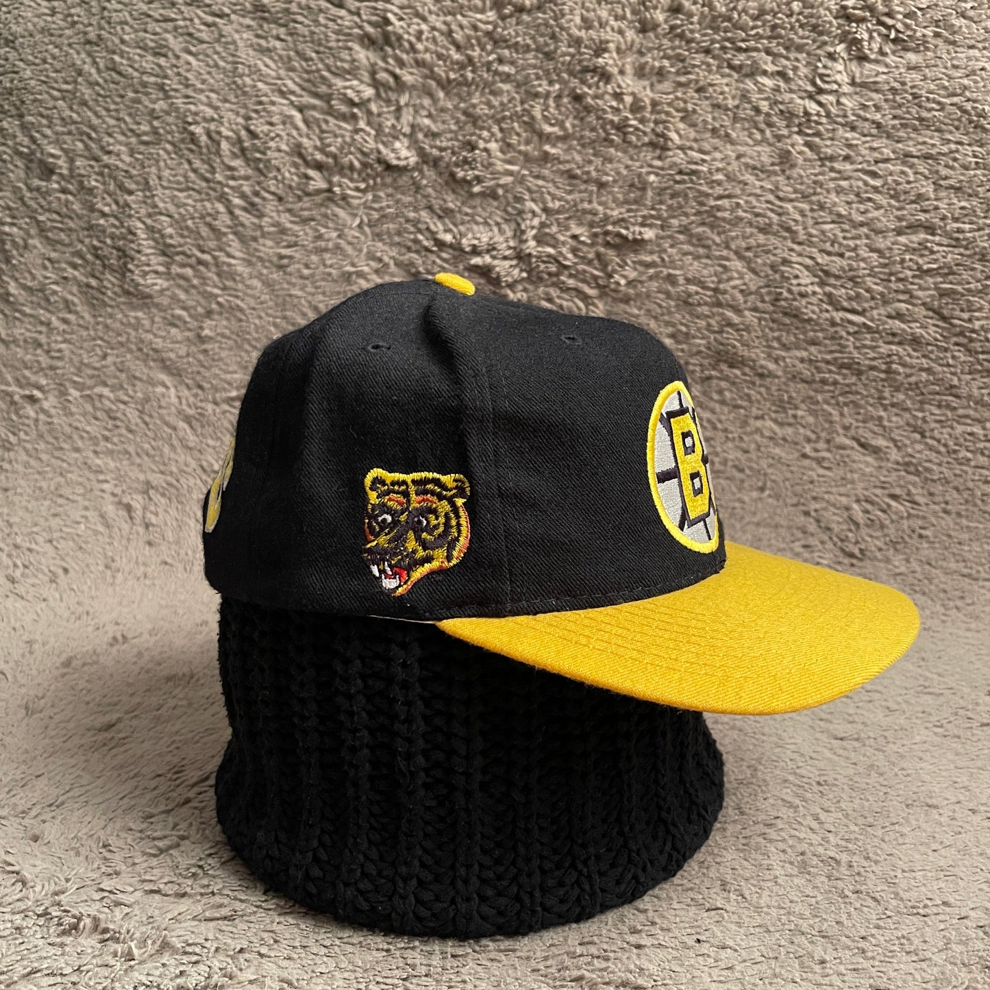 NHL Bruins Hat