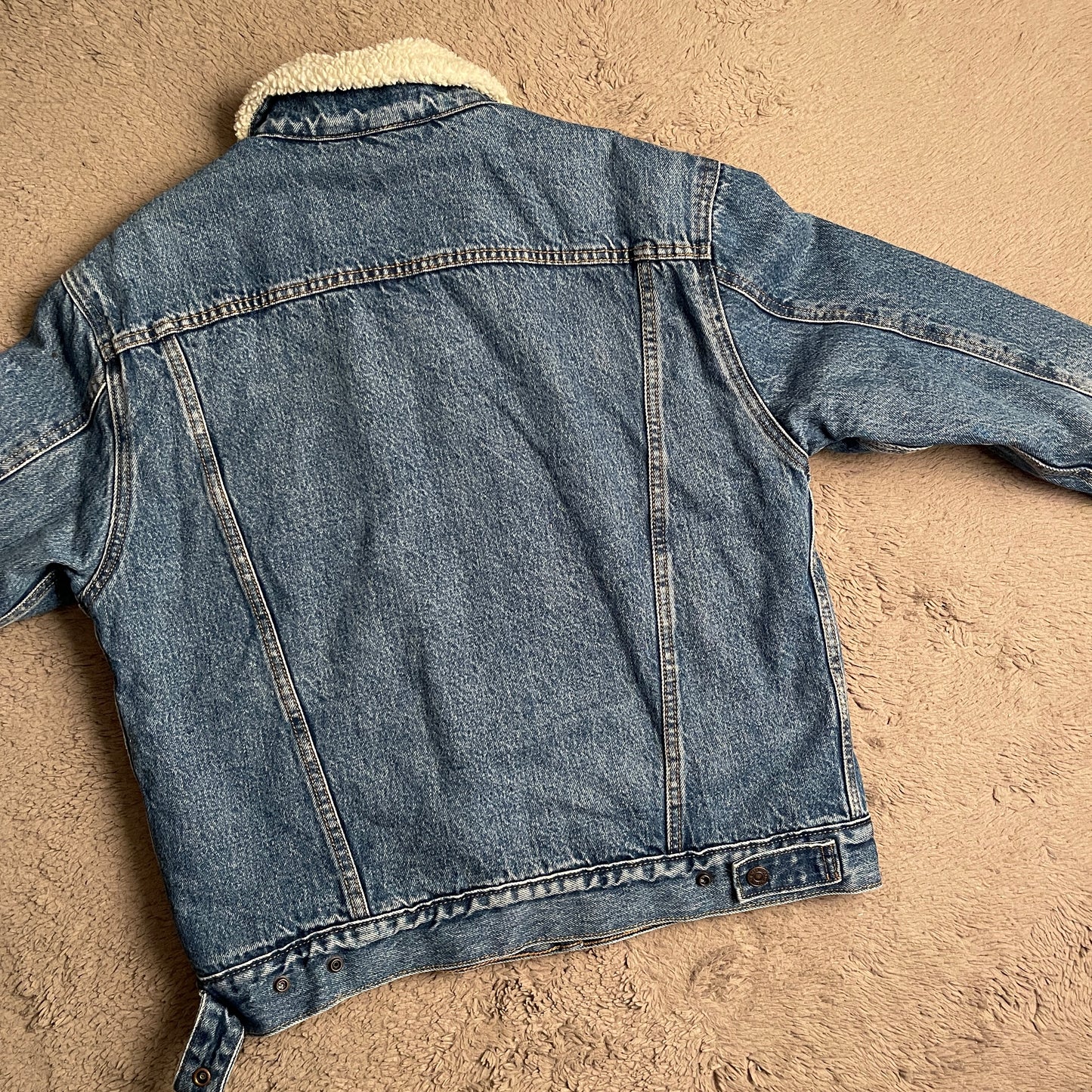 Levi's Sherpa Denim Jacket (M)