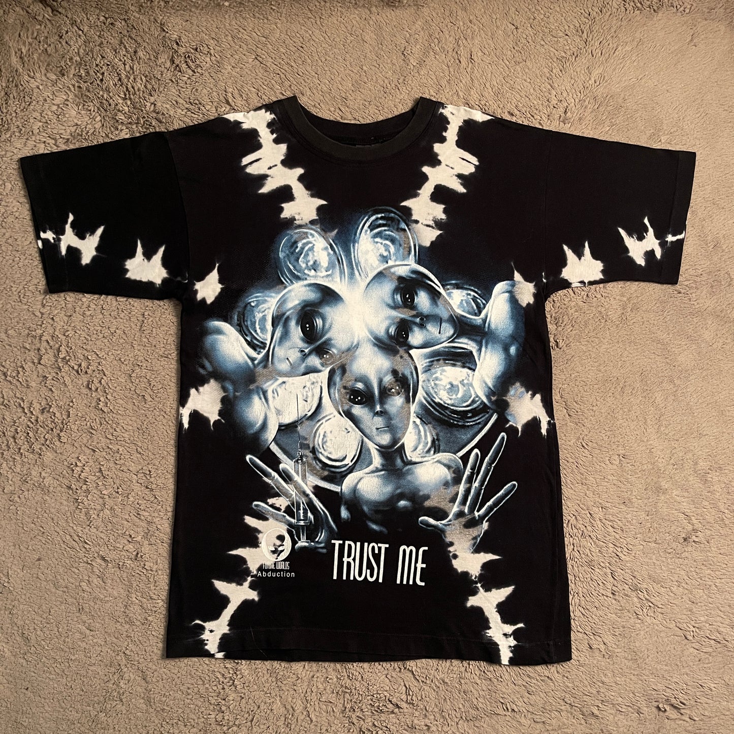 Future Worlds Production "Alien Abduction" Tee (XL)