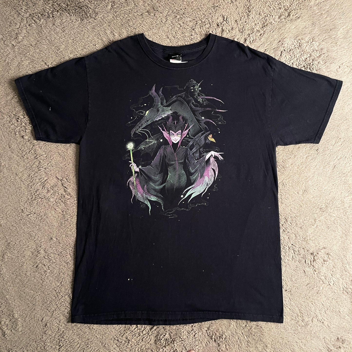 Disney Maleficent Cartoon Tee (L)