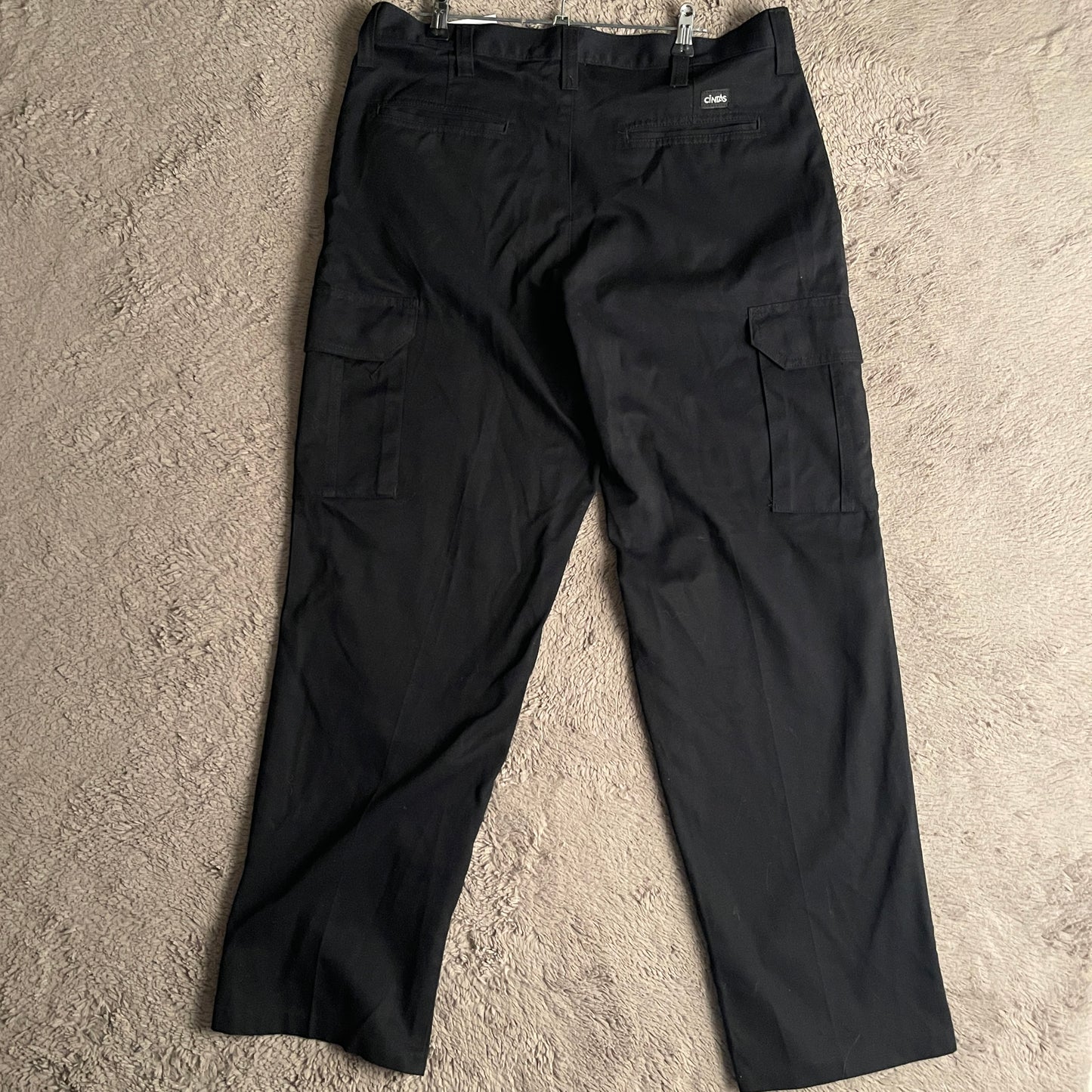 Cintas Black Cargo Pants (W33/L40)
