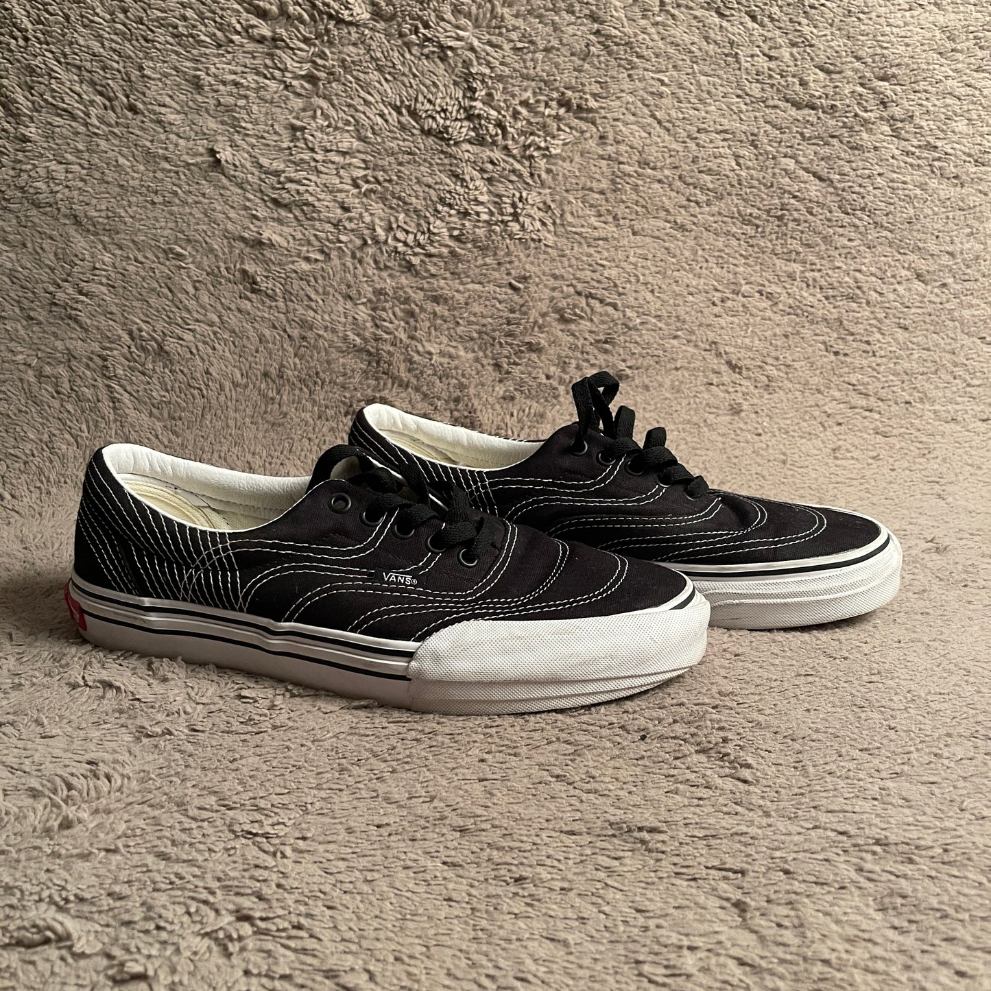 Vans Vision Voyage Era Sneakers (US 10.5 / UK 9.5)