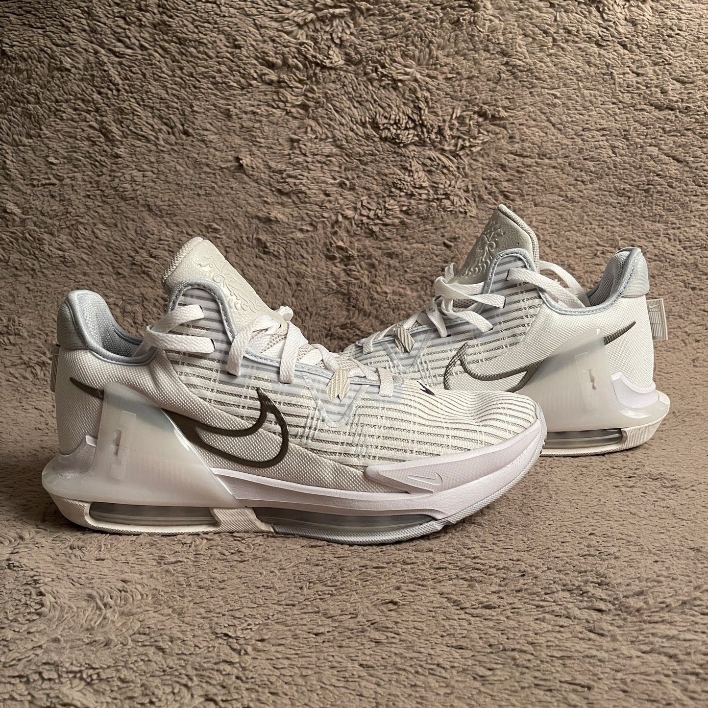 Nike Lebron Witness Vi Sneakers (US 11.5 / UK 10.5)