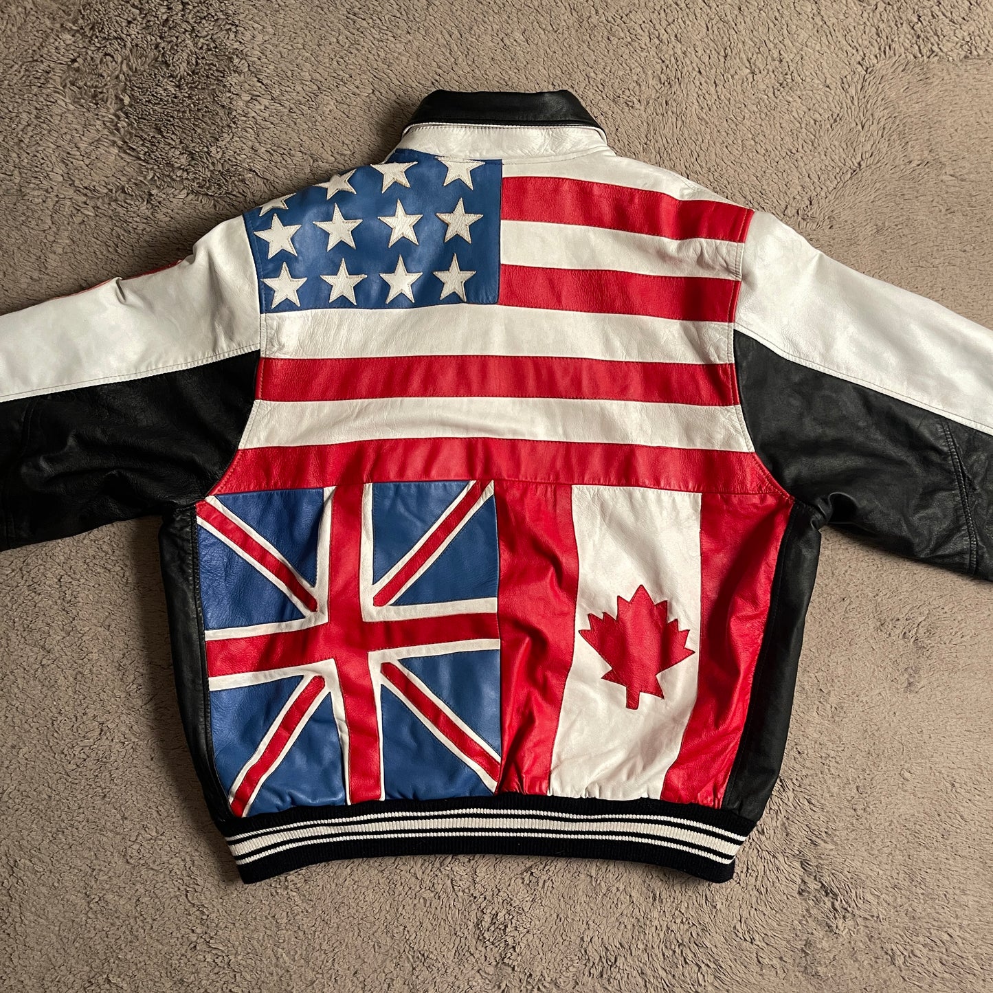 Vintage "World" National Flags Leather Jacket (XL-2XL)