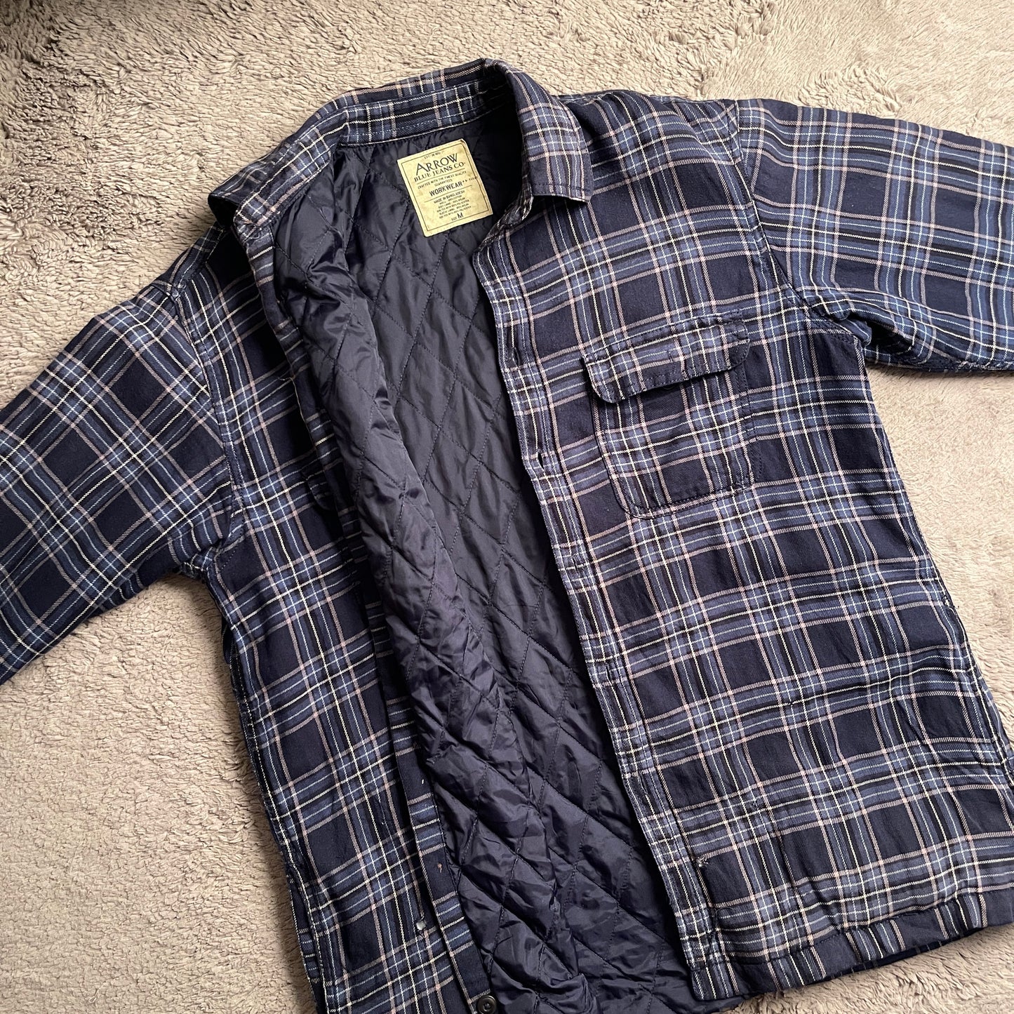 Arrow Quilted Flannel (M)