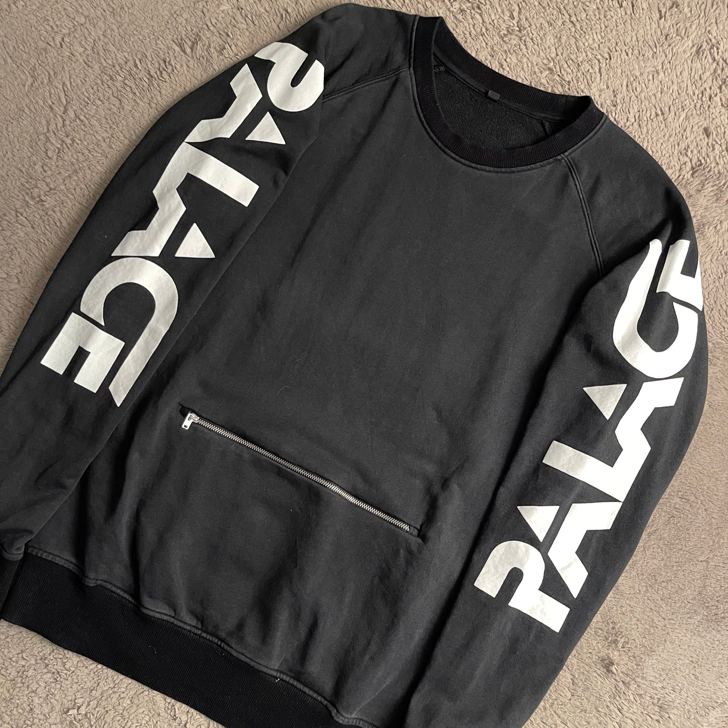 Palace Crewneck (L)