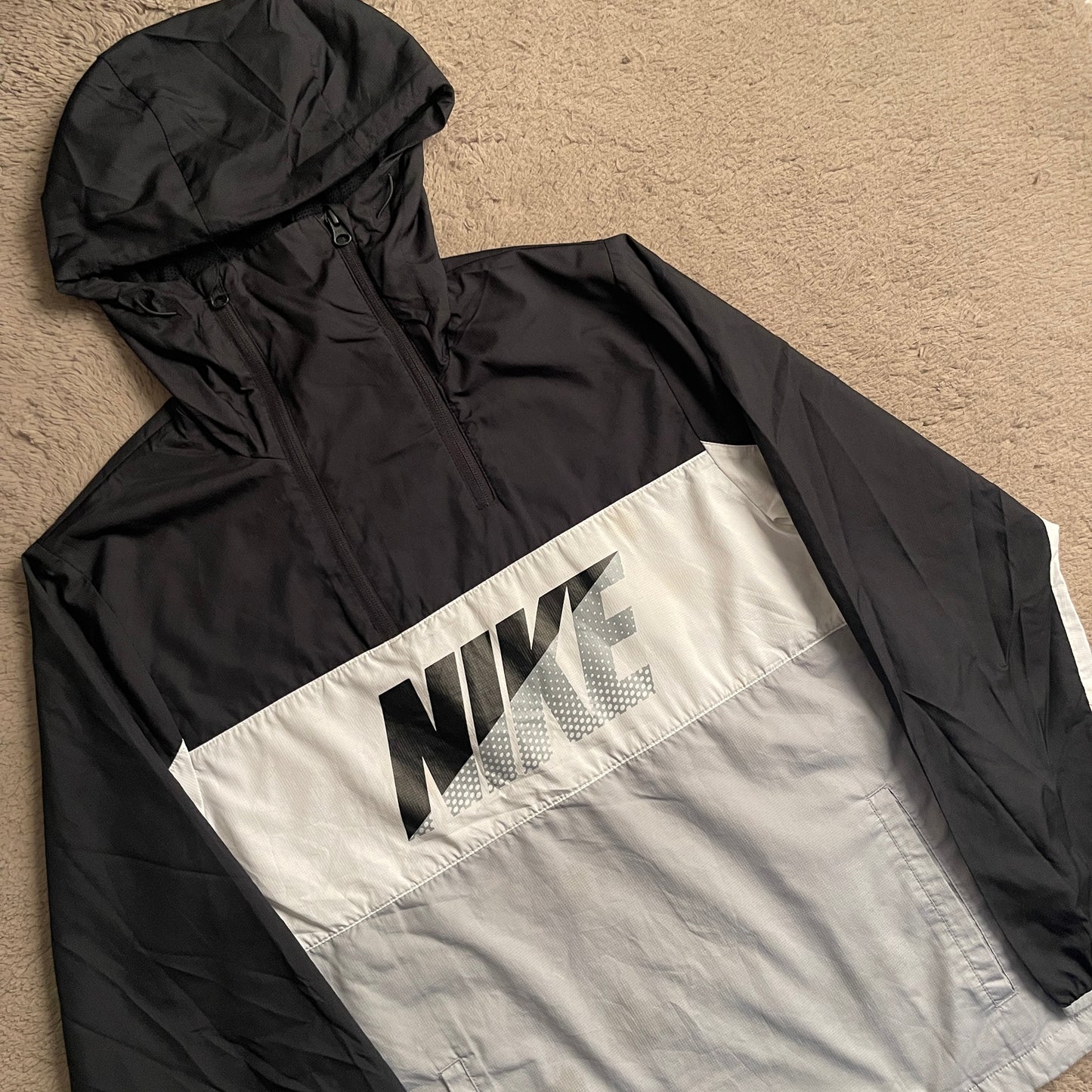 Nike Over Head Windbreaker Jacket (L)