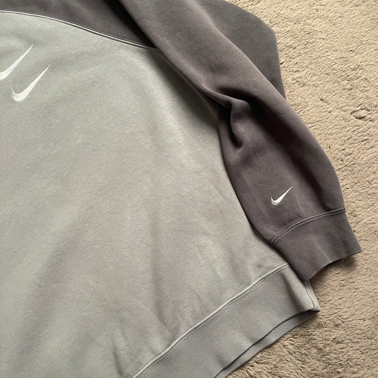 Nike Double Swoosh Crewneck (M)