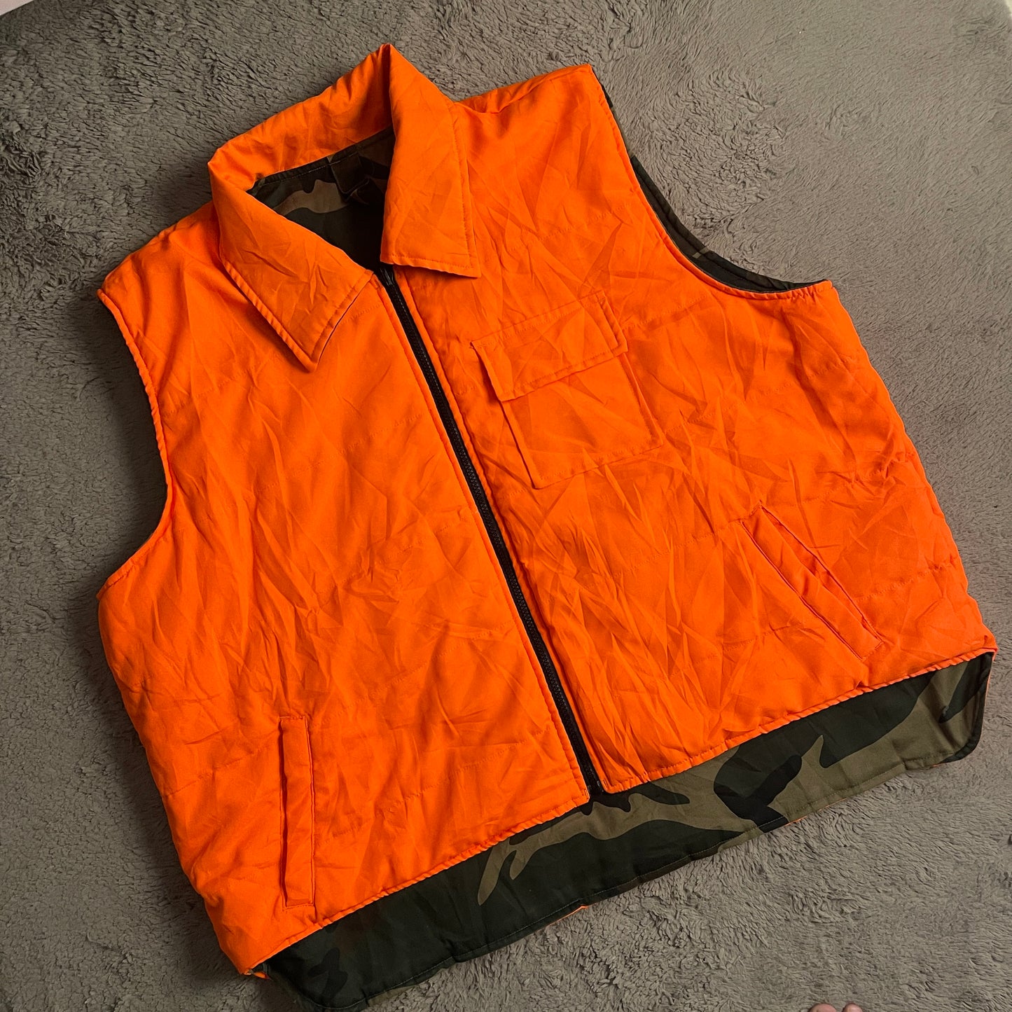 Reversible Camouflage & Orange Puffer Vest (L)
