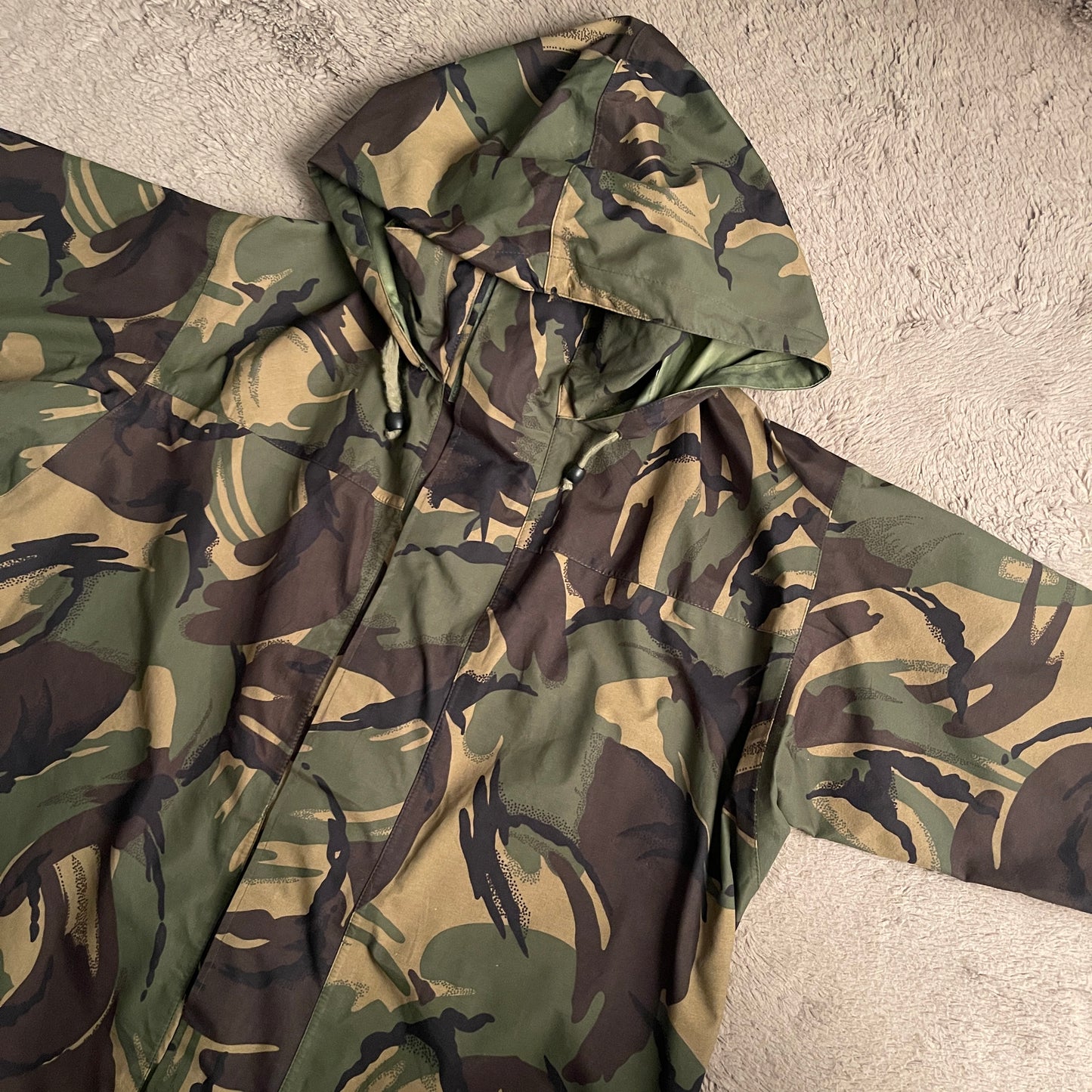 Camouflage Windbreaker Hooded Jacket (L)