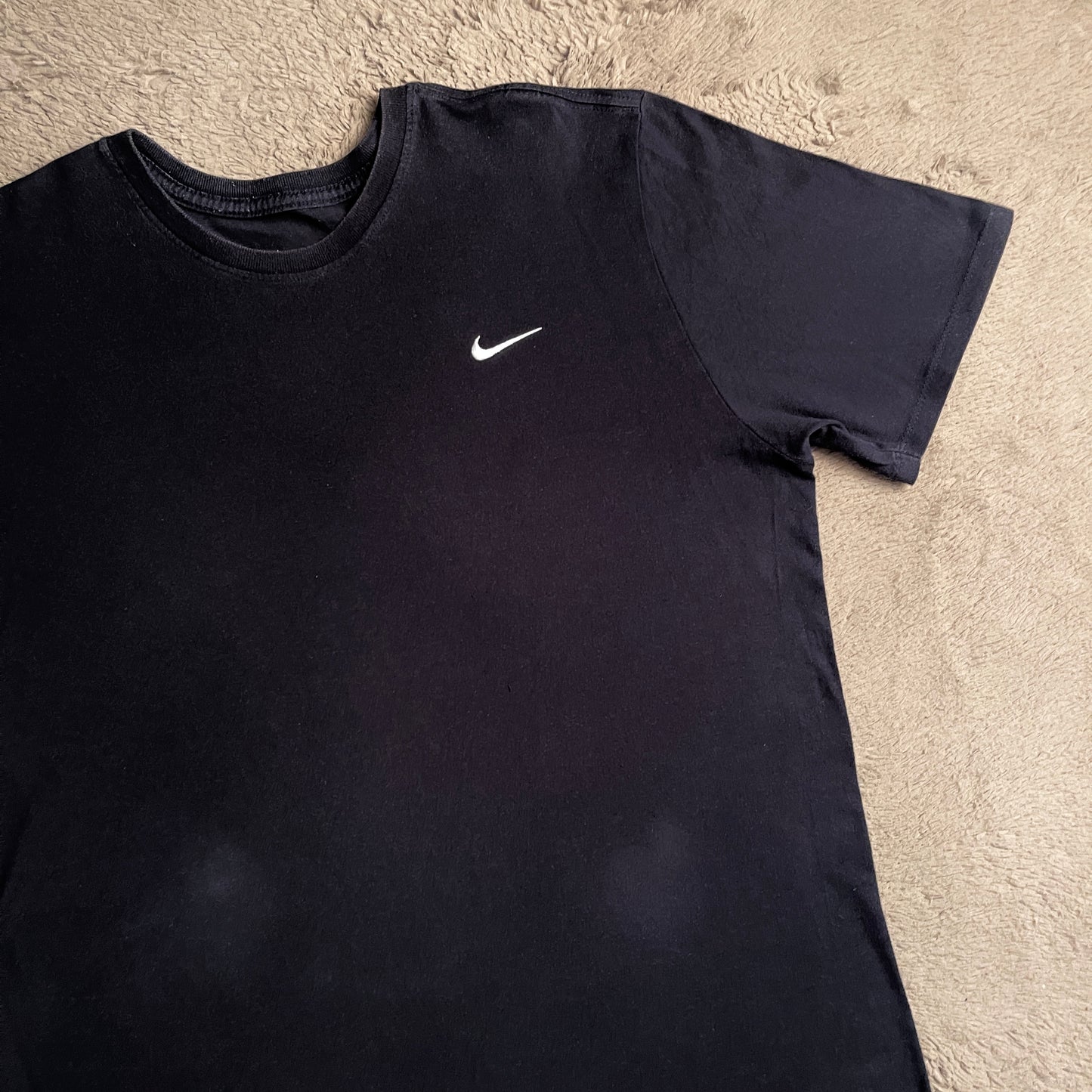 Nike Side Swoosh Tee (L)