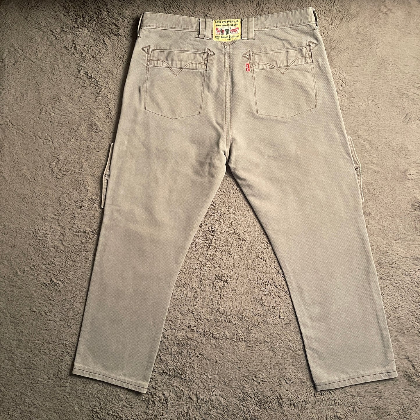 Levi's Sand Beige Pants (W36)