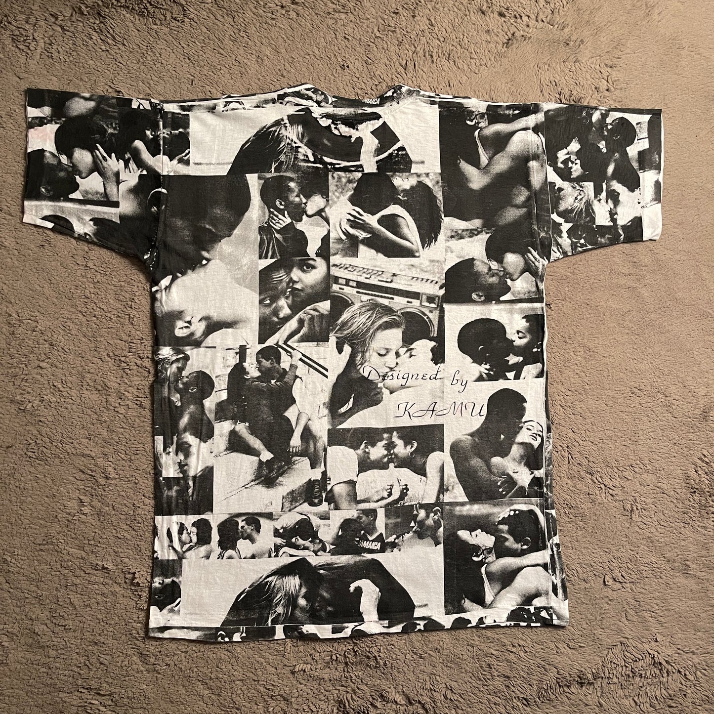 Vintage AOP Black & White Tee (L)