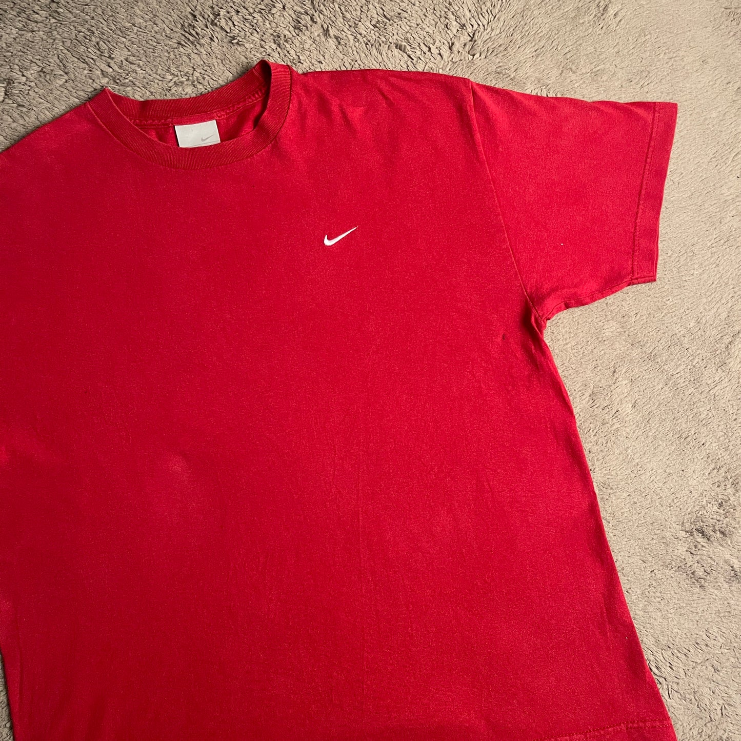 Nike Side Swoosh Essential Tee (XL)