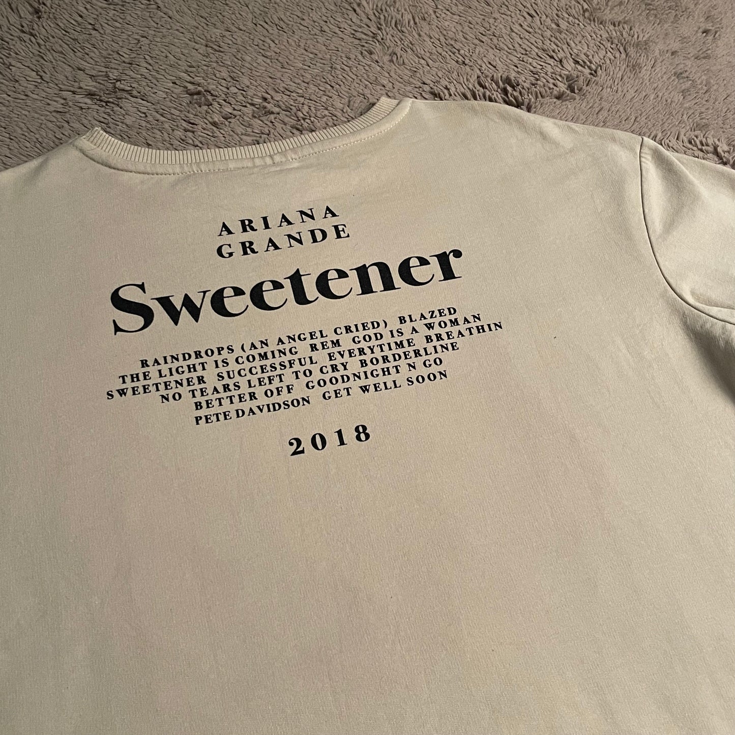 Ariana Grande 2018 Sweetener 2018 Tour Cropped Long Sleeves (M)