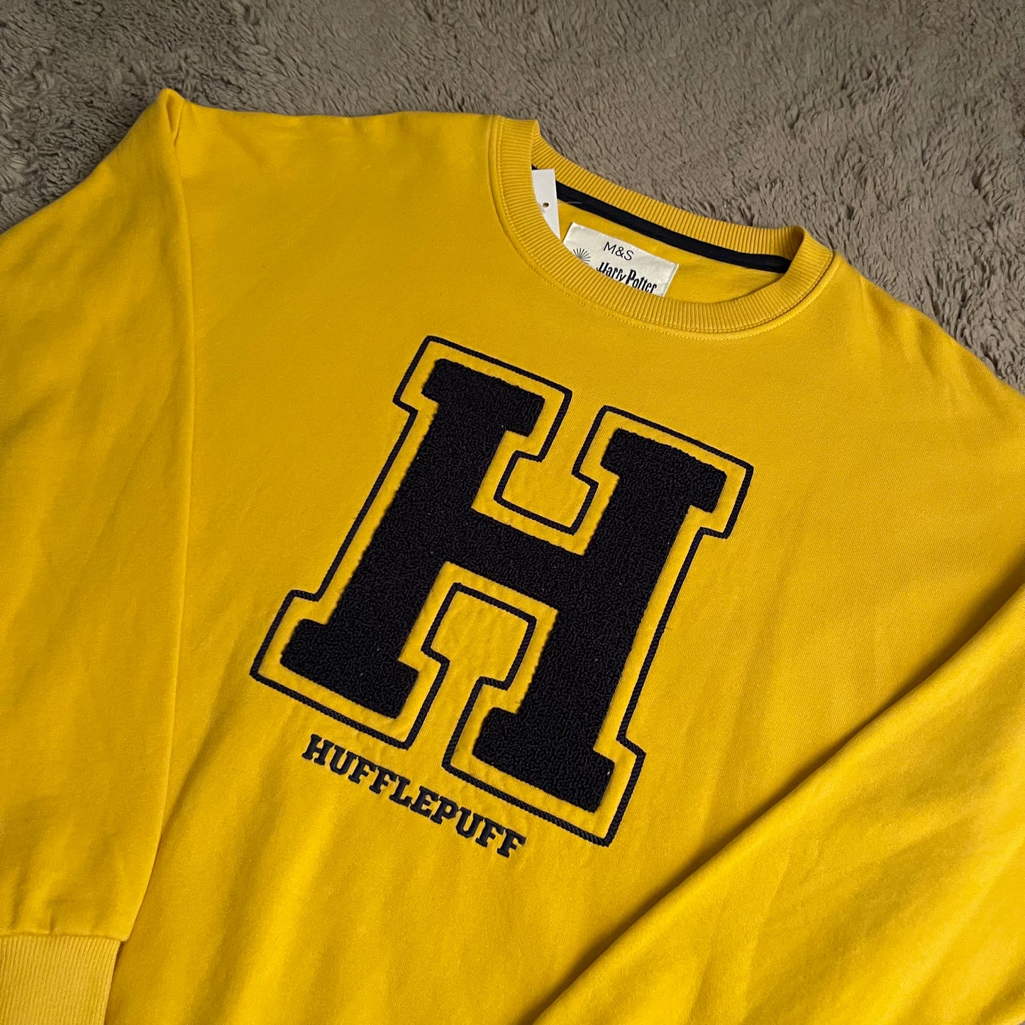 M&S X Harry Potter Hufflepuff Sweatshirt (M/L)