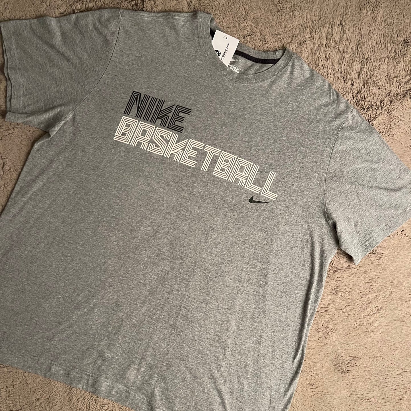 Nike Basketball Tee (L)