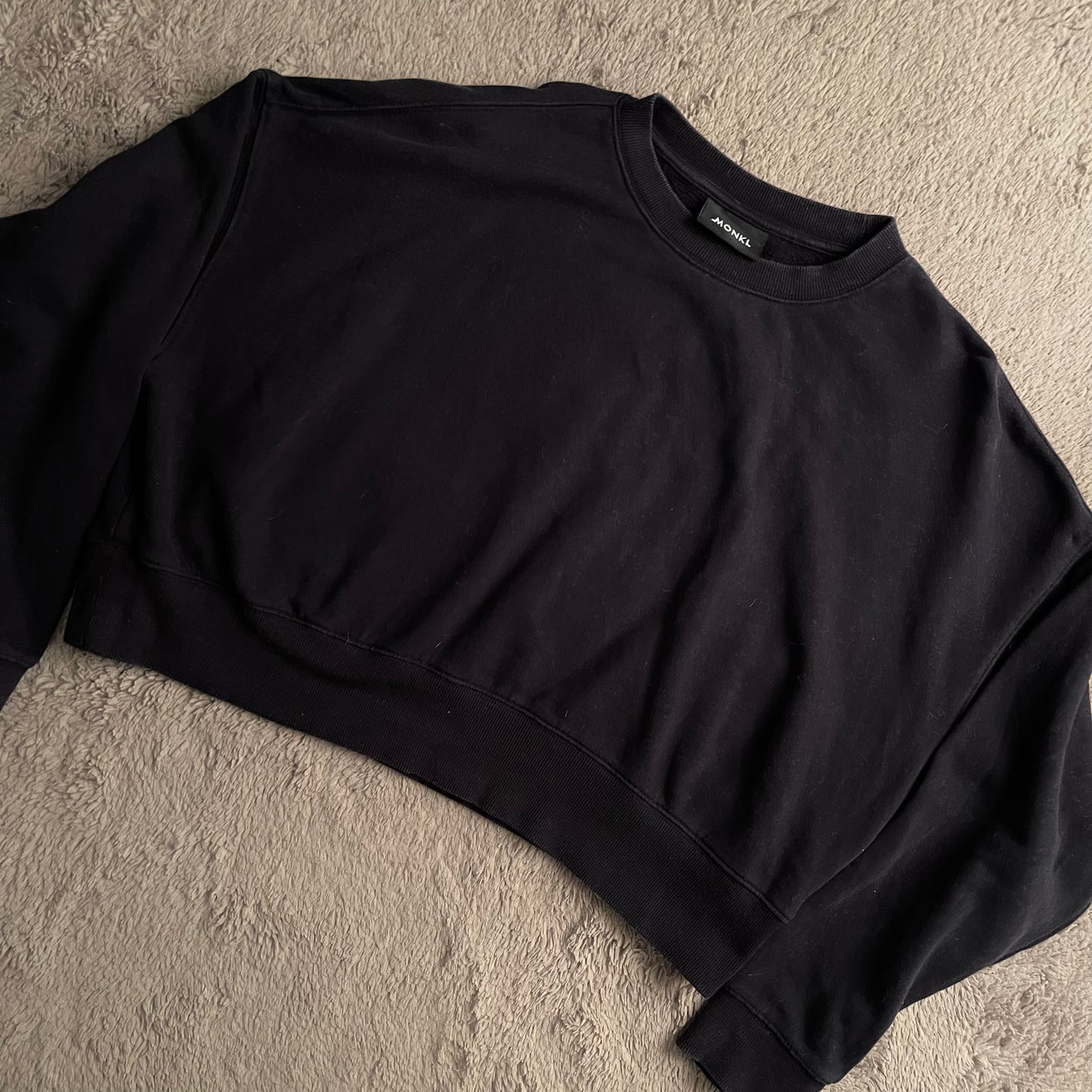 MONKL Women's Plain Black Cropped Crewneck (L)
