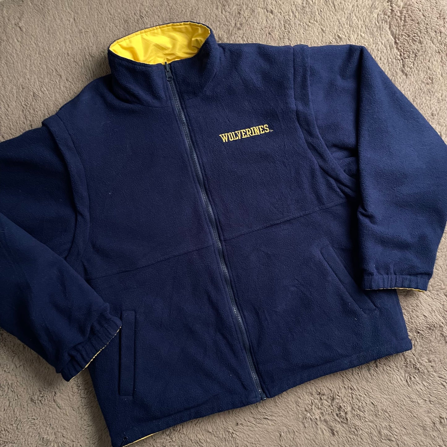 MICH Michigan Wolverines 4-Way Reversible Jacket/Vest (L)