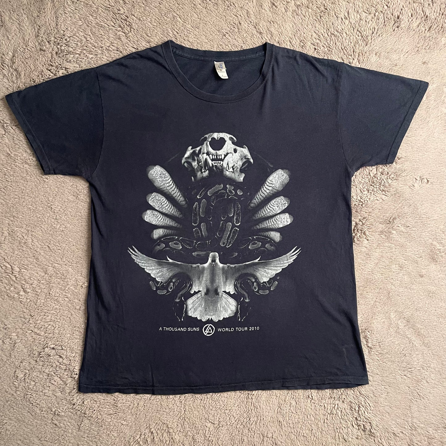 Linkin Park A Thousand Suns World Tour Tee (L)