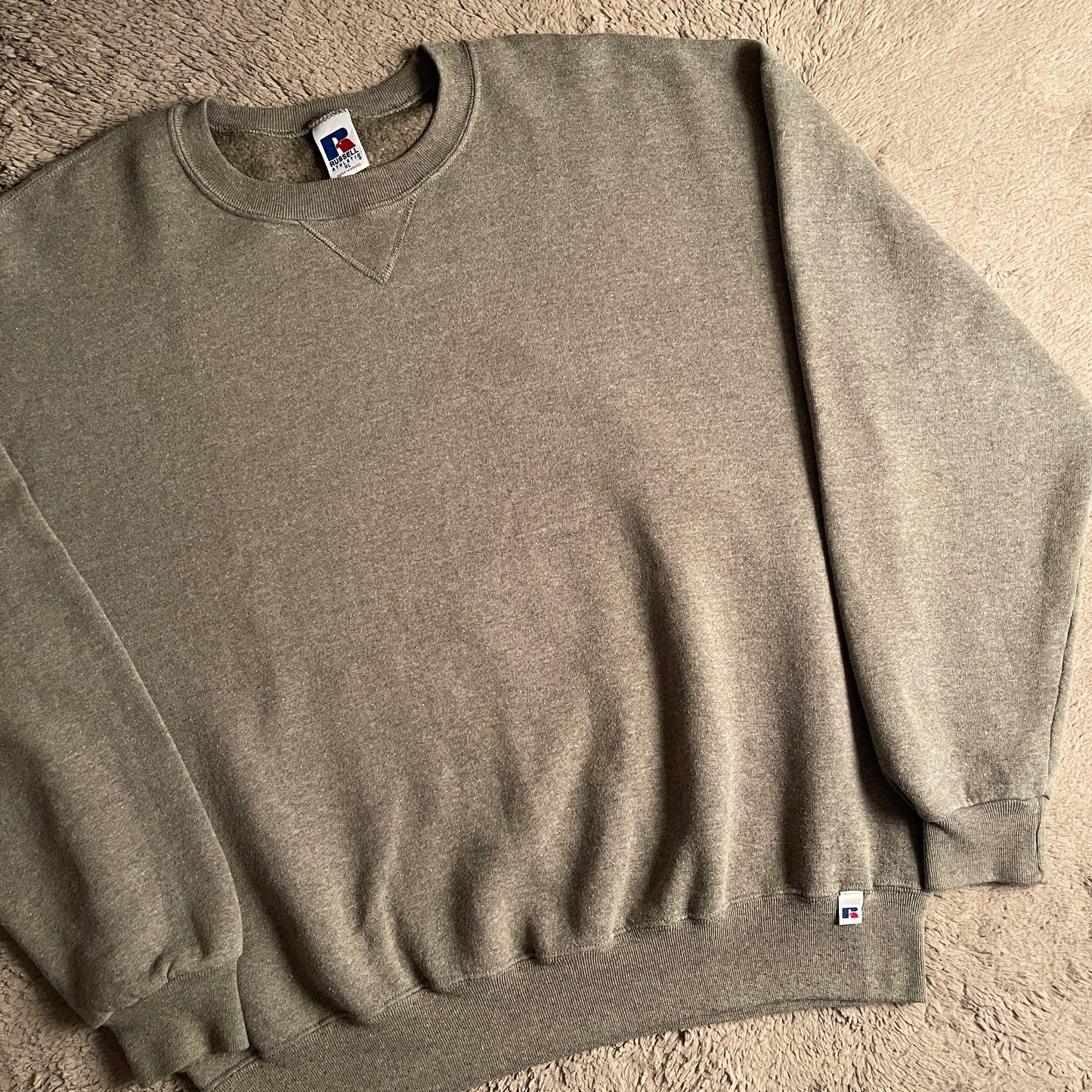 Russell Athletic Plain Grey Crewneck (XL)