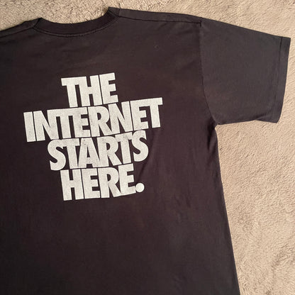 I-Star Internet INC. Graphic Vintage Tee (XL)