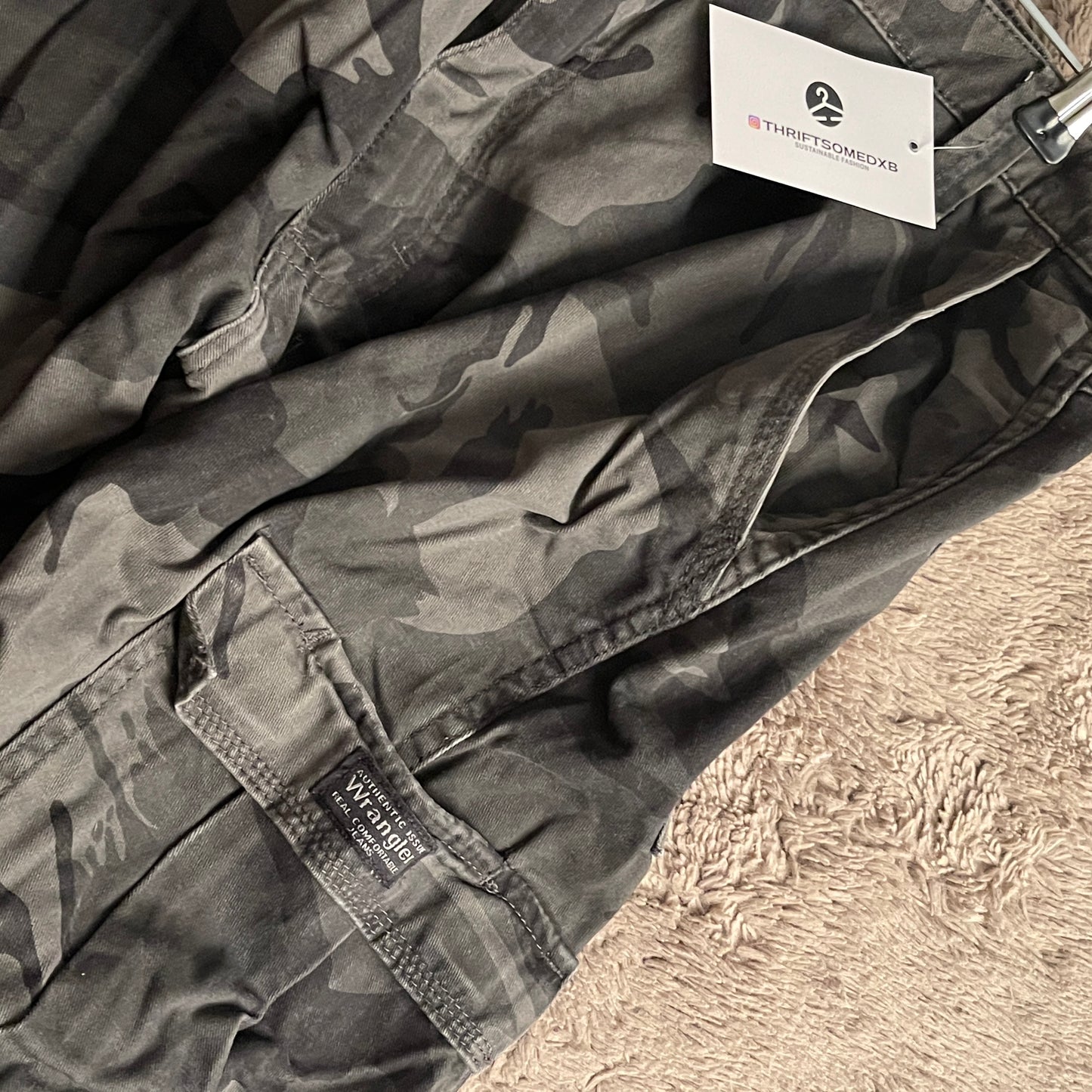 Wrangler Black Camouflage Cargo Pants (W36/L35)