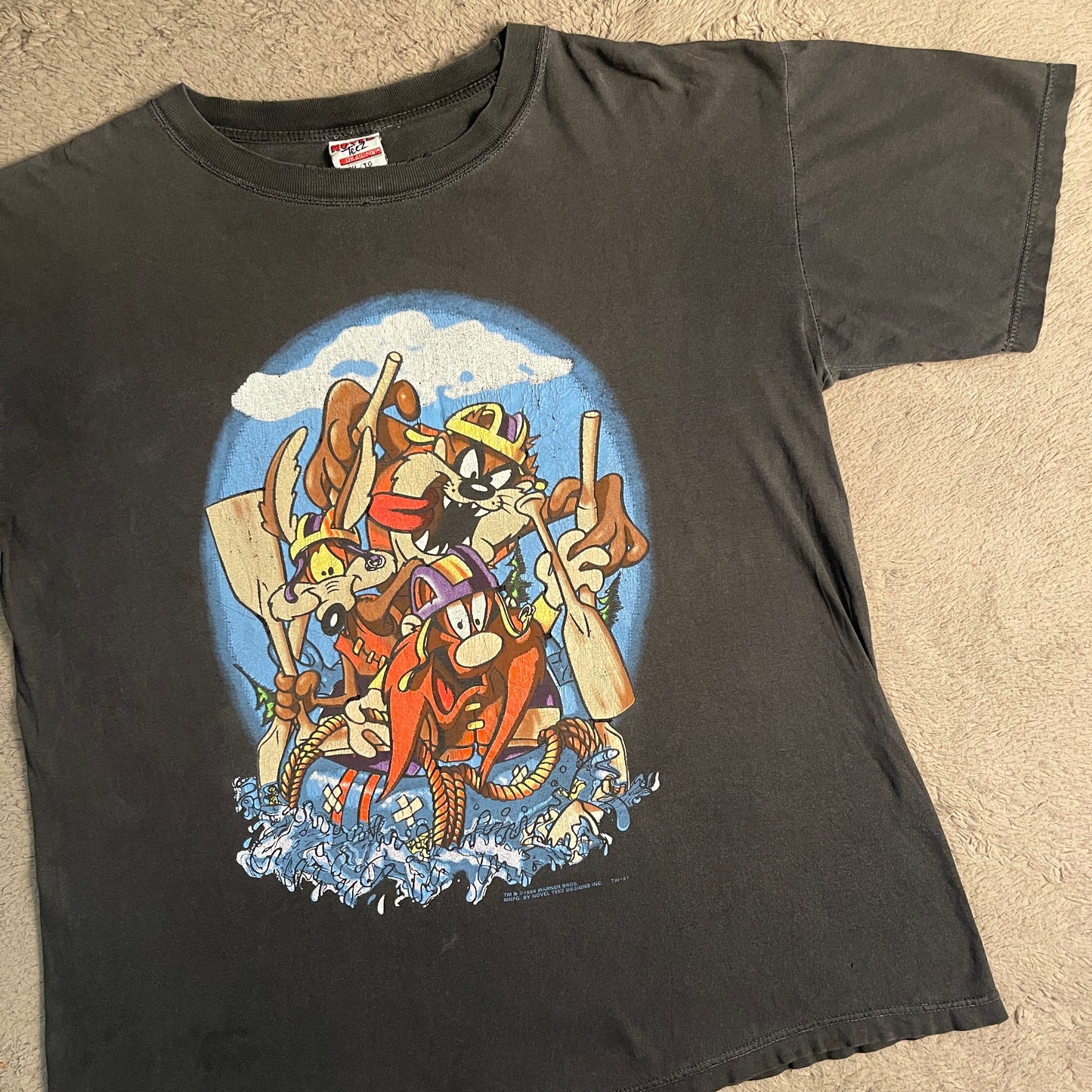 1994 Vintage Looney Tunes Tee (XL)