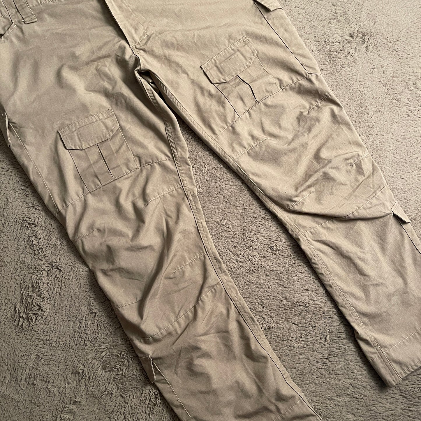 Sand Beige Cargo Pants with Velcro (W39xL40)