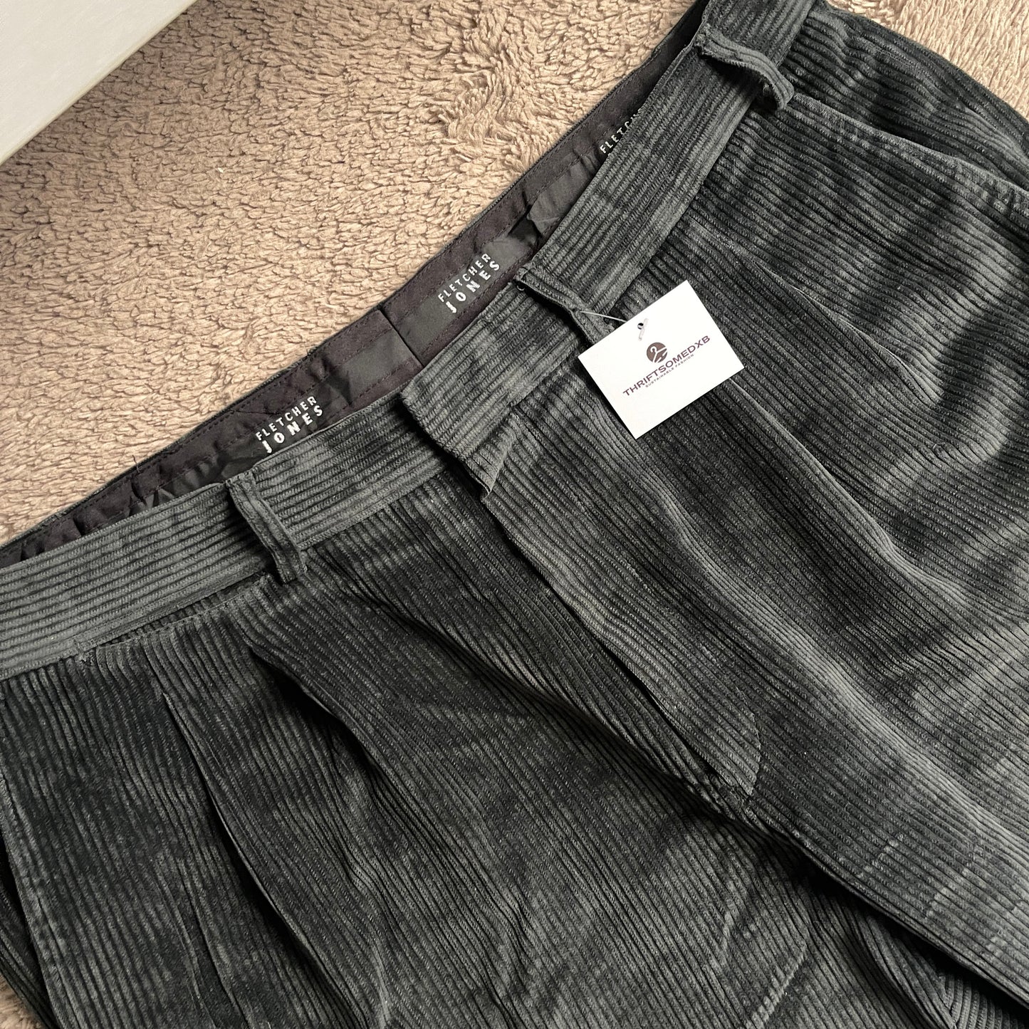 Fletcher Jones Black Corduroy Pants (W40xL40)