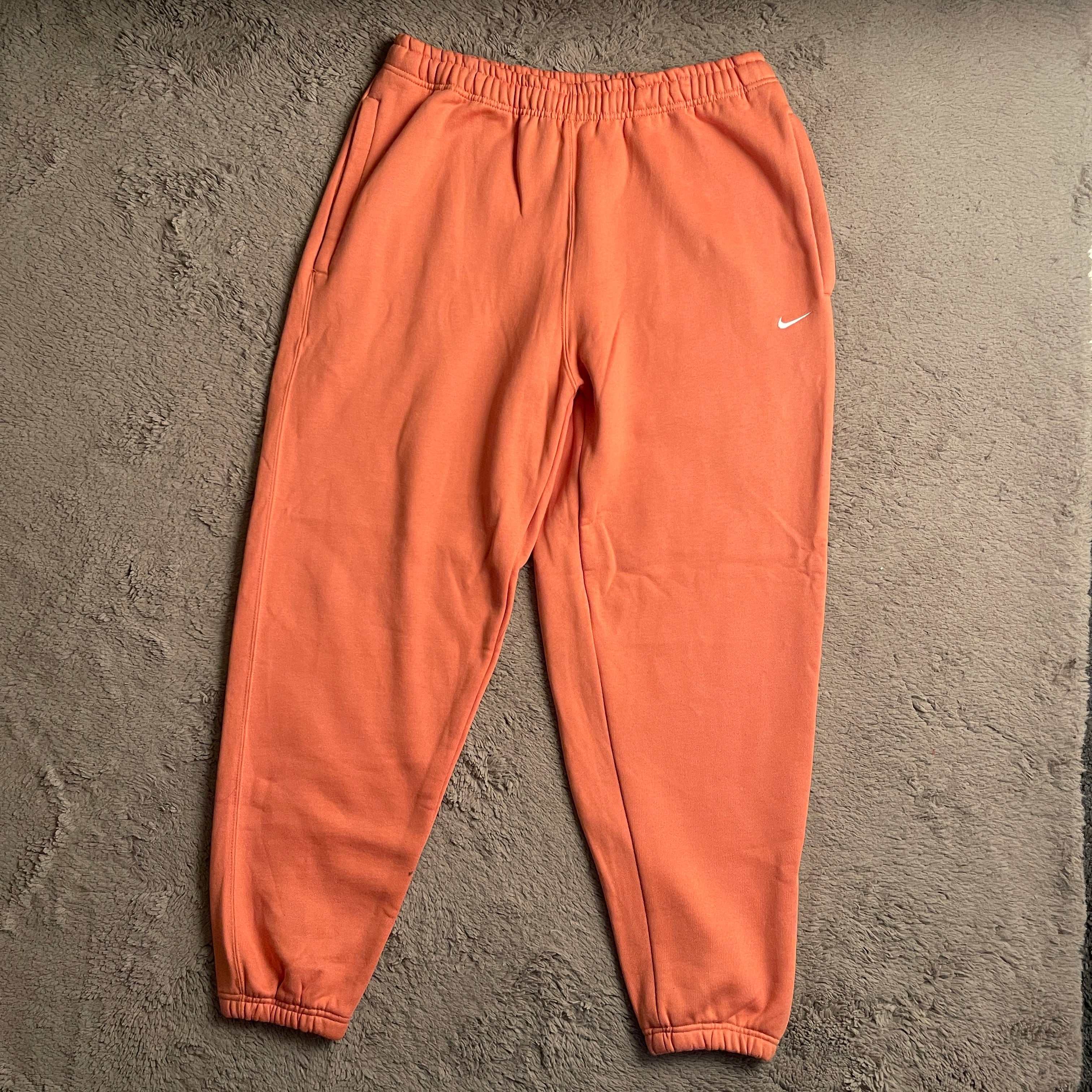 Peach 2025 nike sweatpants