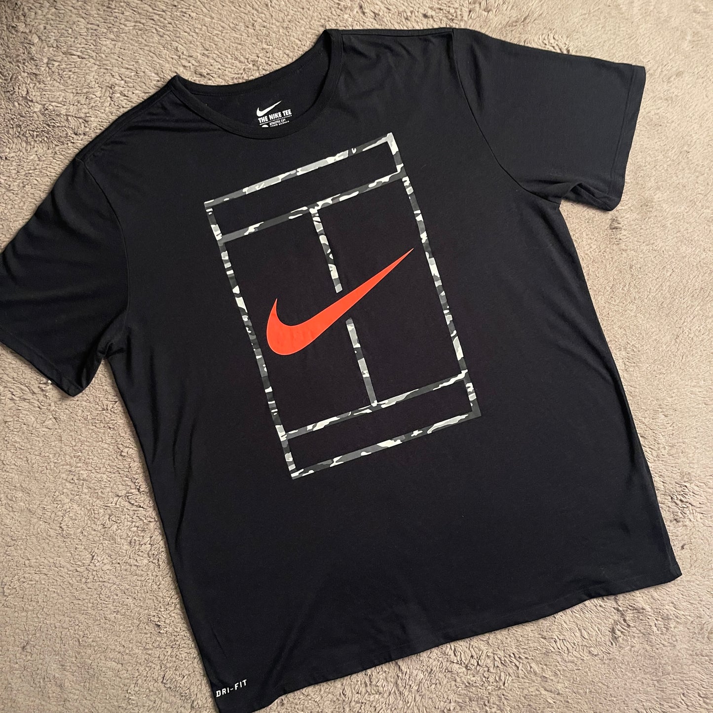 Nike Tennis Court Tee (XL)