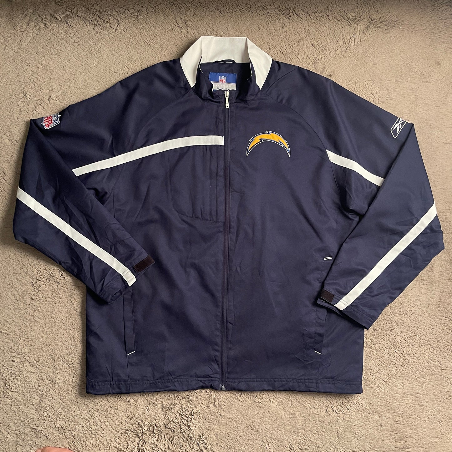 NFL Chargers Windbreaker Jacket (L-XL)