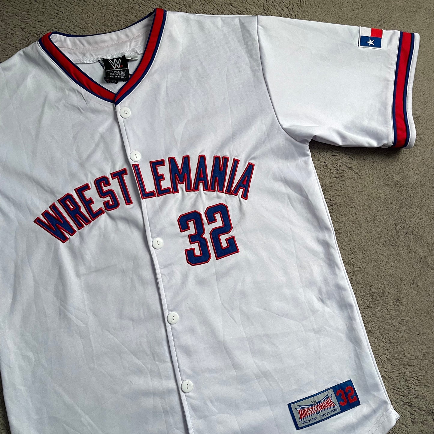 WWE Wrestlemania 32 Dallas Baseball Jersey Shirt (L)