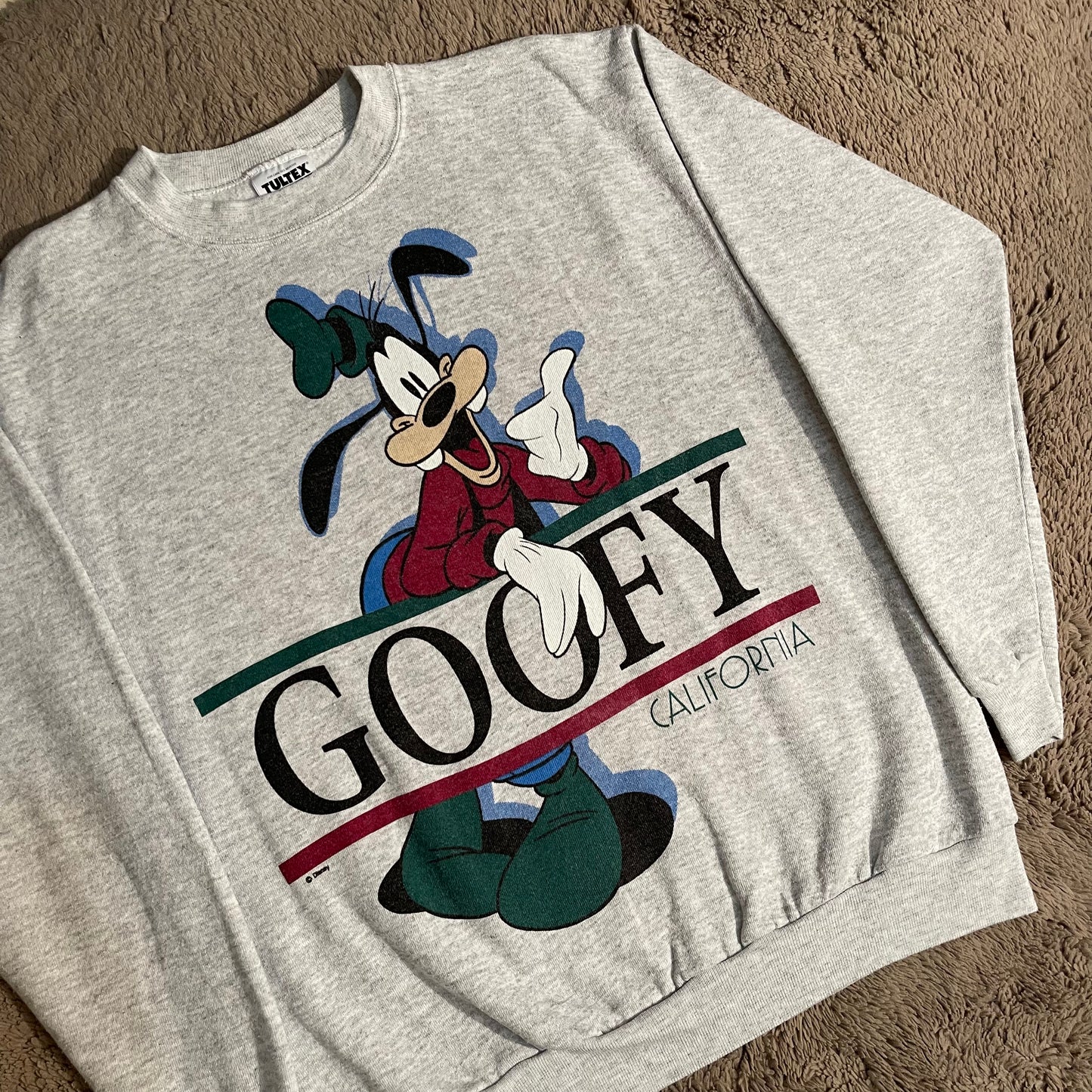Vintage Walt Disney Goofy CA Sweatshirt (M)