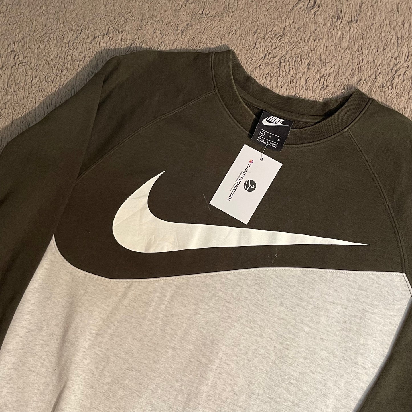 Nike Two-tone Swoosh Sweatshirt (M)