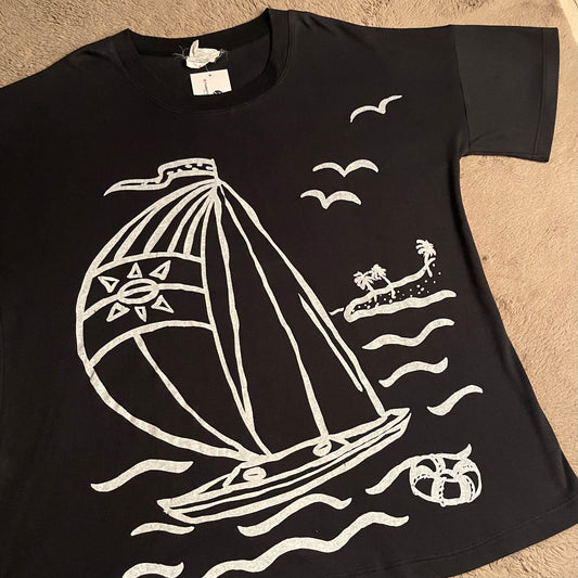 Sailing Boat Art Tee (L)