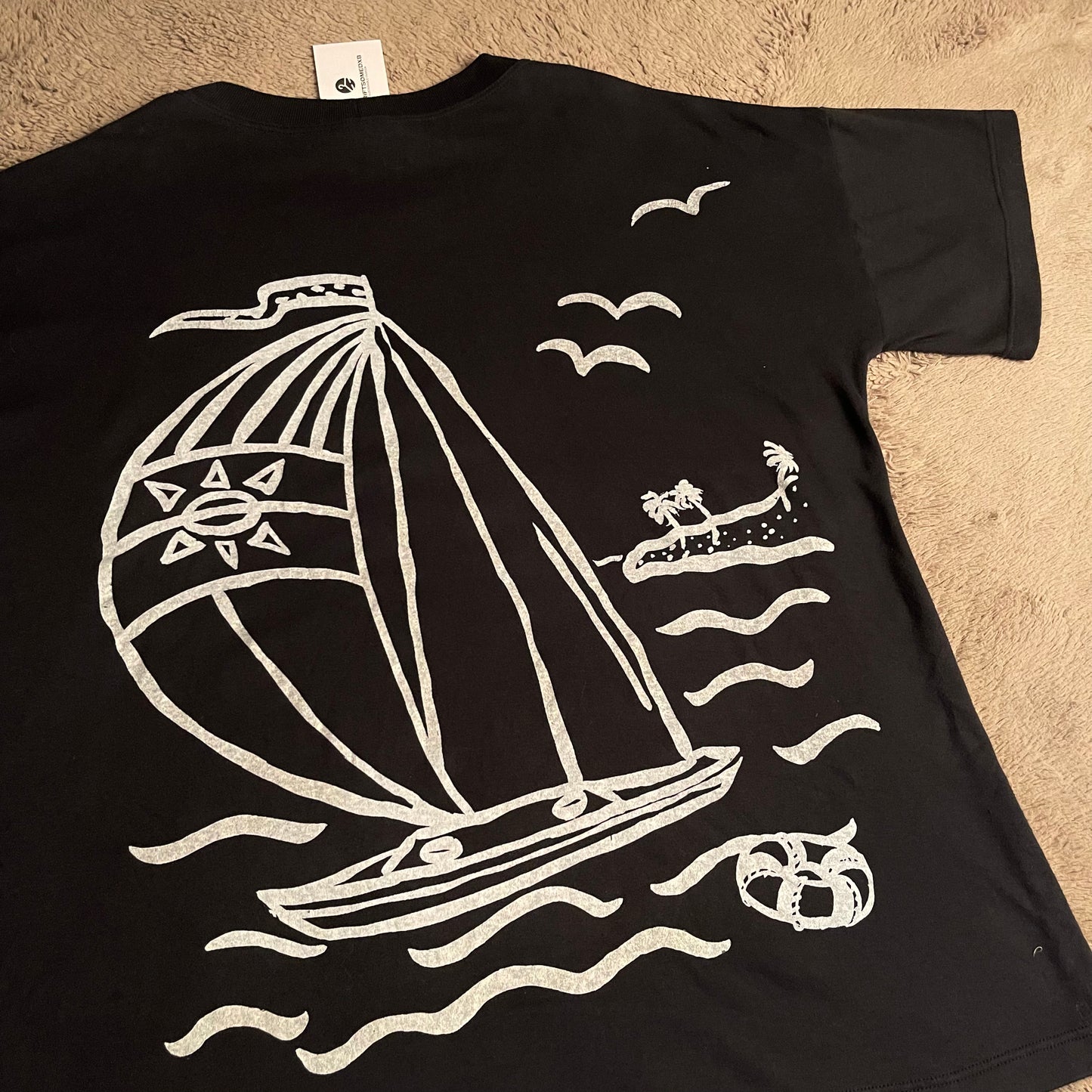 Sailing Boat Art Tee (L)