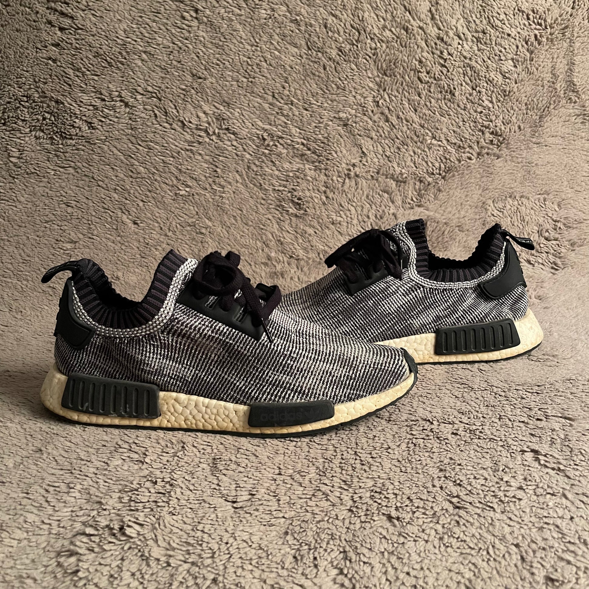 Nmd r1 top pk oreo