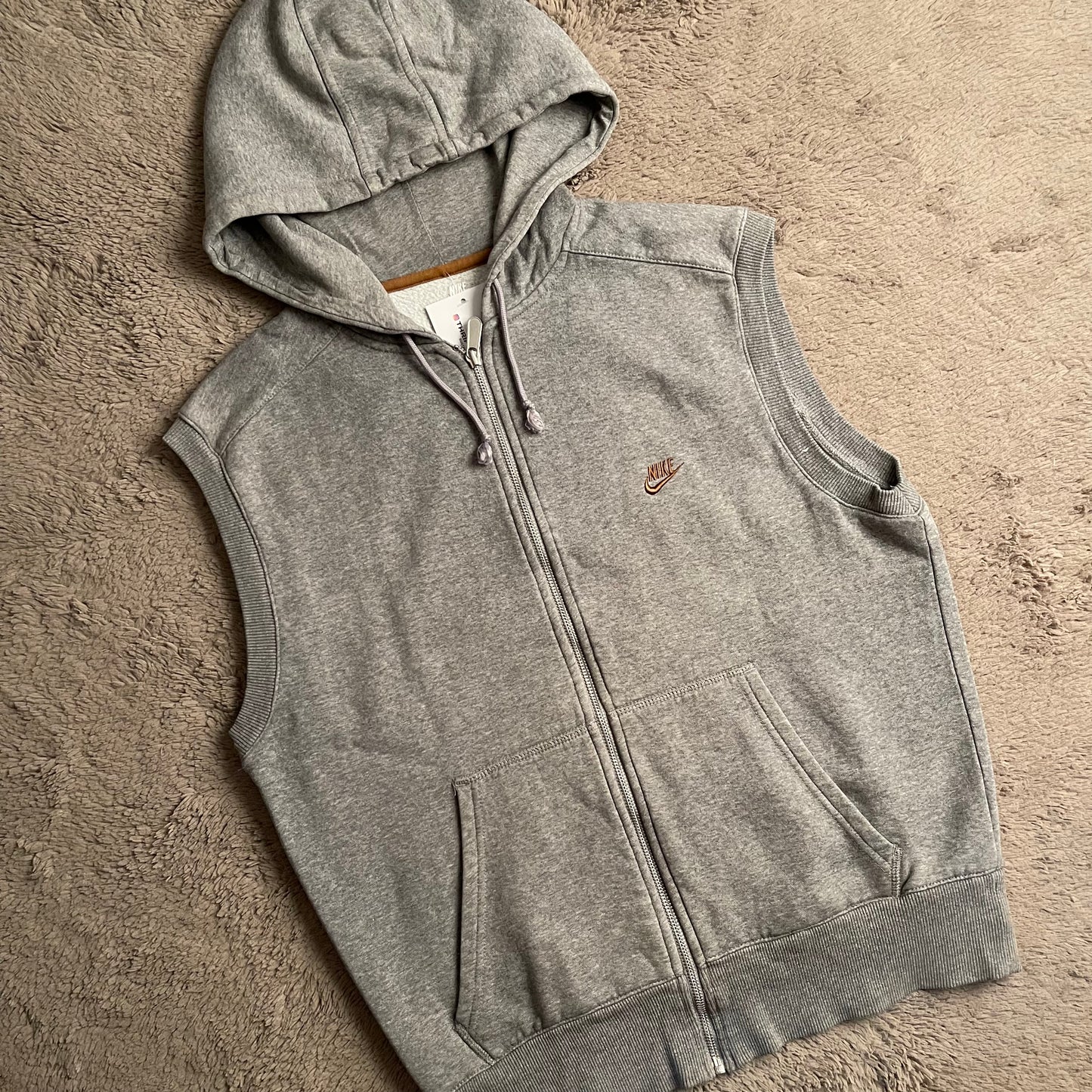 Nike Sleeveless Hoodie (L)