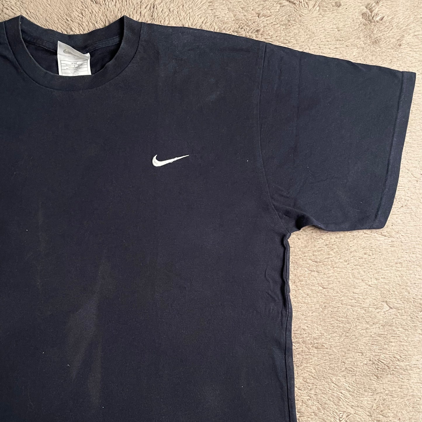 Nike Side Swoosh Tee (L)