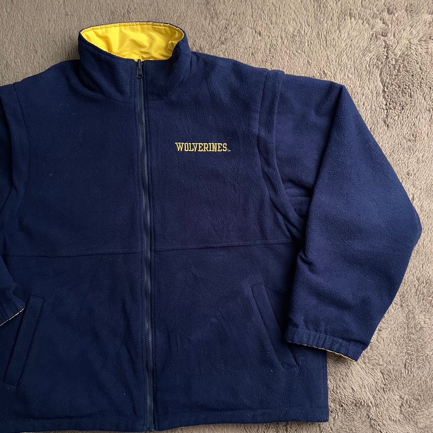 MICH Michigan Wolverines 4-Way Reversible Jacket/Vest (L)